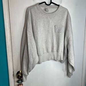 Nike oversized cropped sweater puffy sleeves unique  embroidered Nike